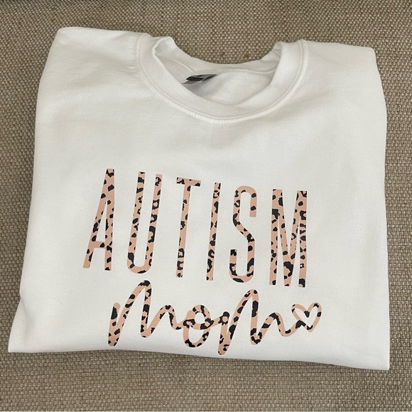 autism mom sweater cheetah print writing - Picture 2 of 4